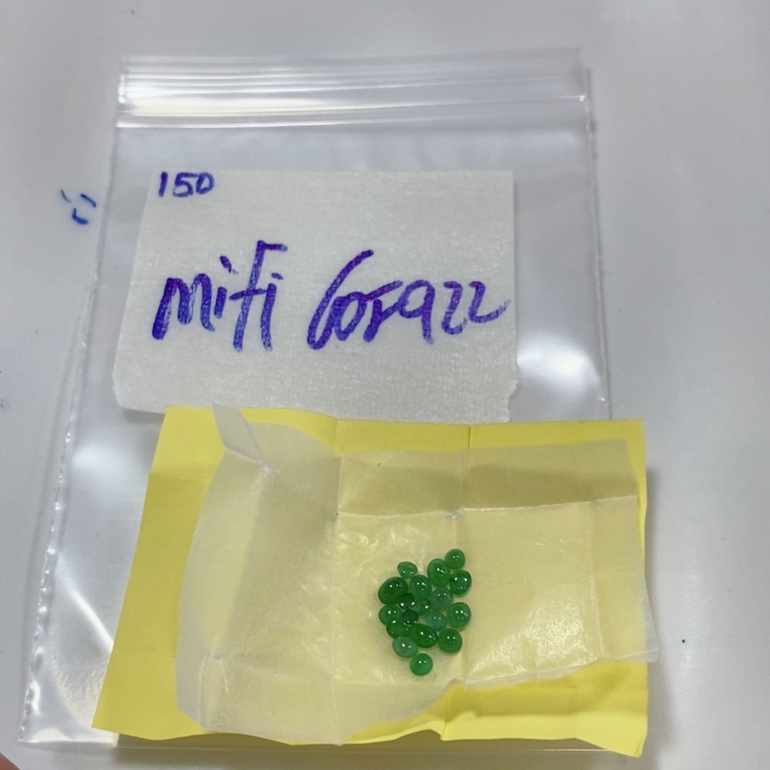 M***i未镶嵌定制翡翠不