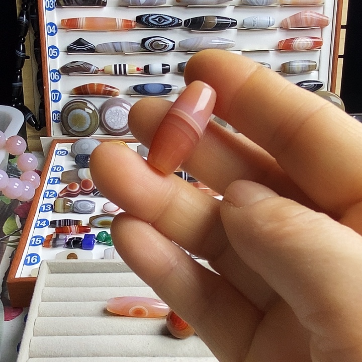 小***摆玛瑙/玉髓未镶嵌颈饰