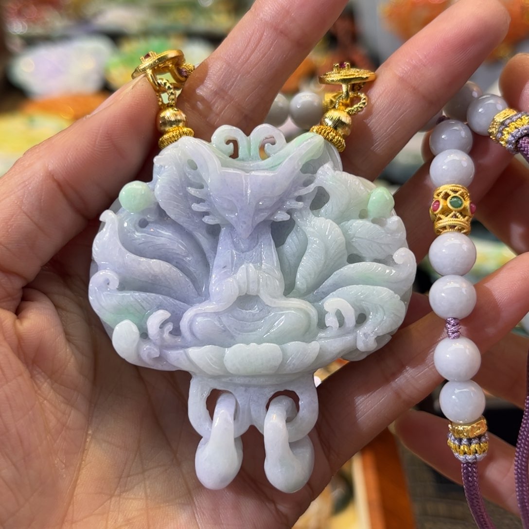 翡翠颈饰未镶嵌待编款