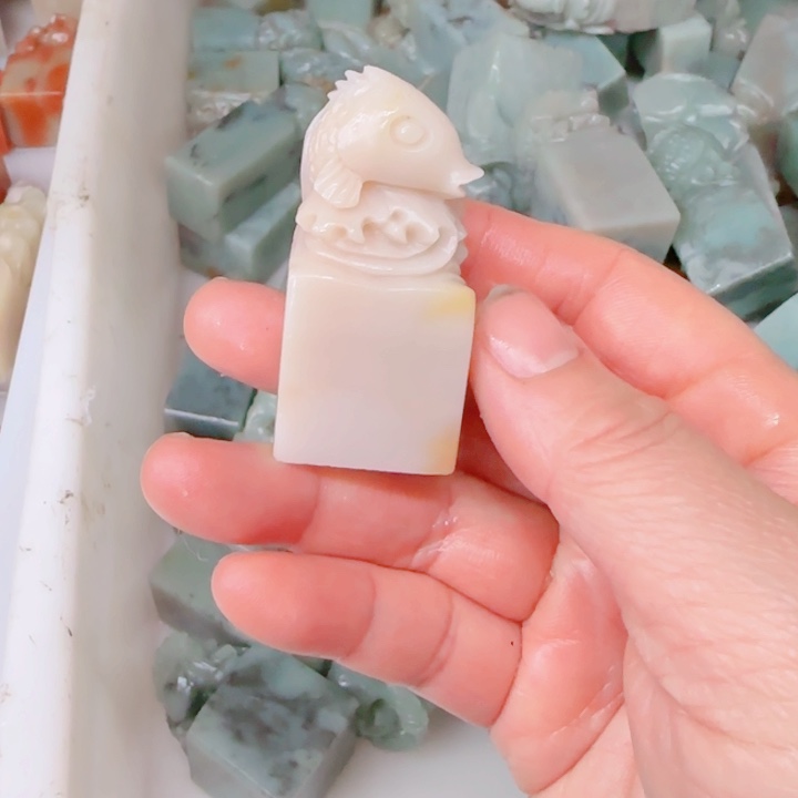 老挝石l****d0000000000000