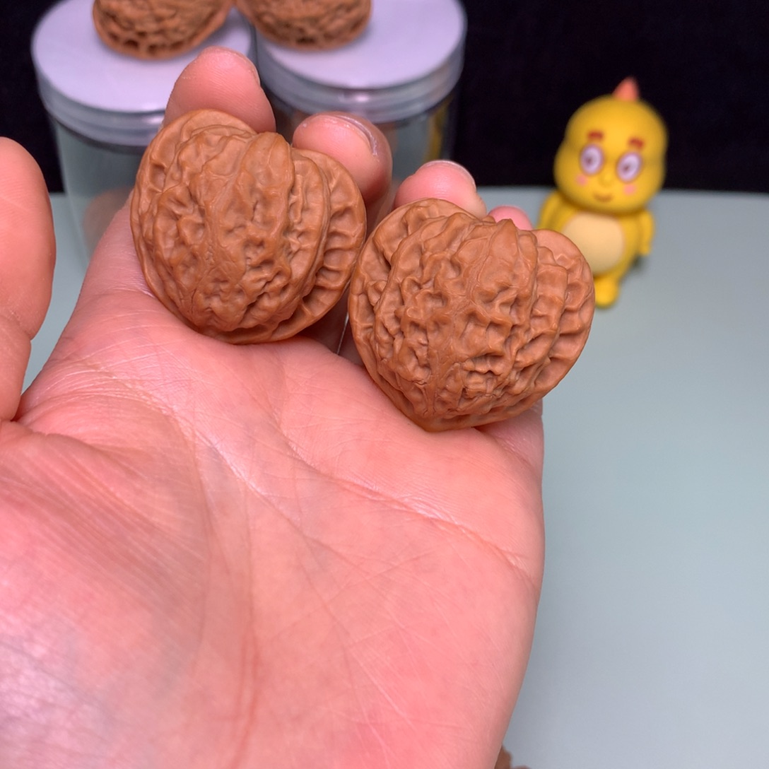 把件文玩核桃金牛