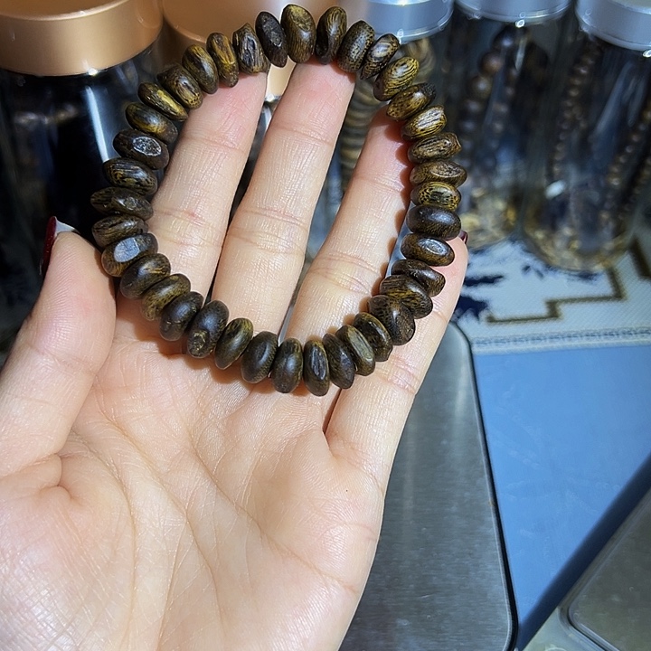 沉香沉香碎屑丁***食沉水单圈老料壳子17绿棋张勺子