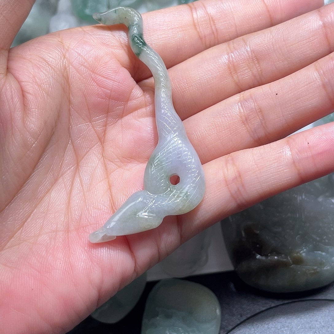 颈饰未镶嵌翡翠不