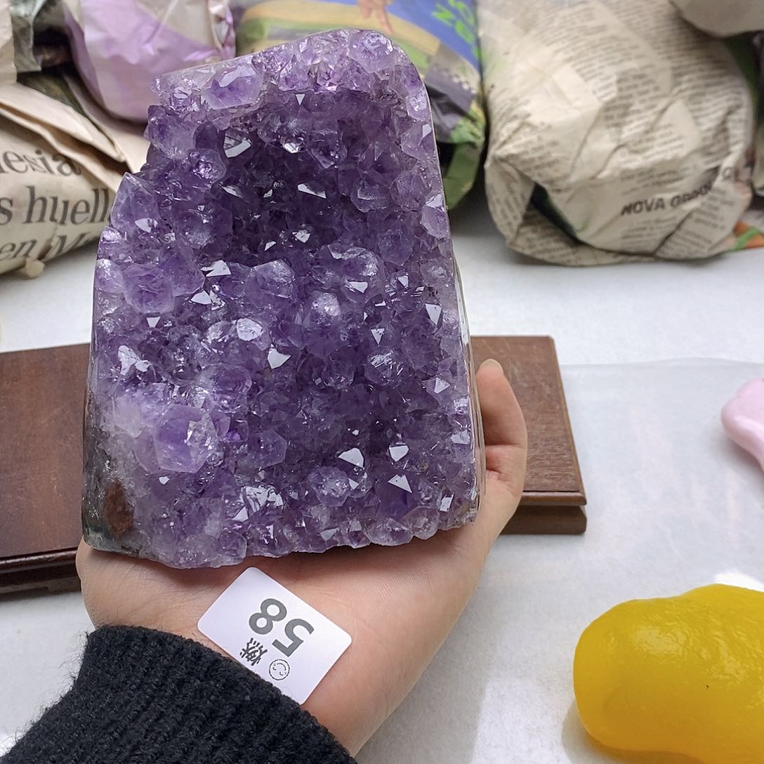 紫晶大型摆件（非配饰）未镶嵌