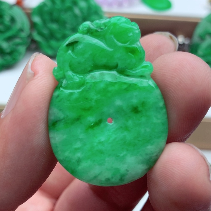 翡翠未镶嵌吊坠(不含链)