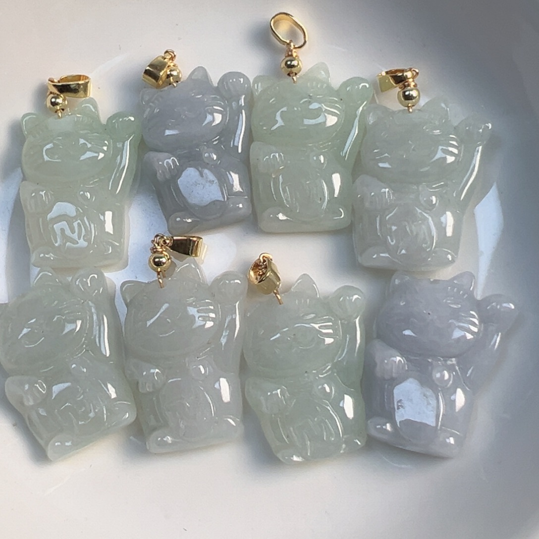 翡翠散珠翡翠吊坠款猫猫一个可挑