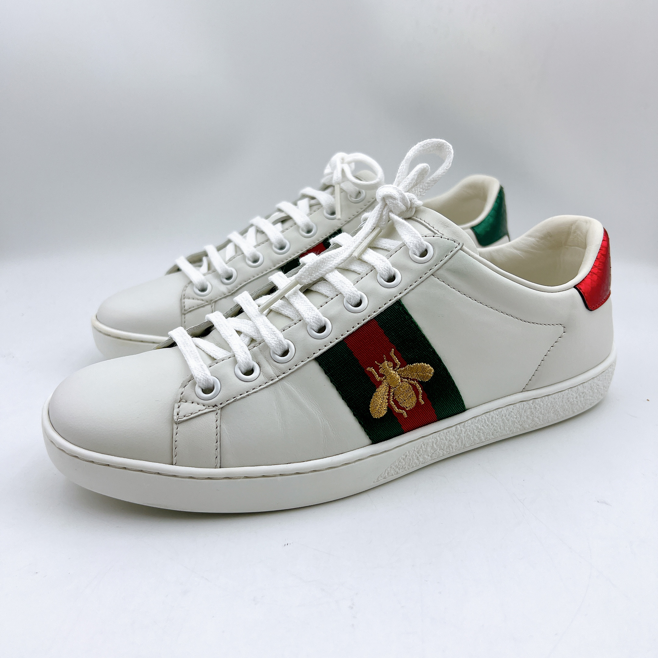 95新 GUCCI/古驰 36.5码/经典ace小蜜蜂小白鞋/BM00909