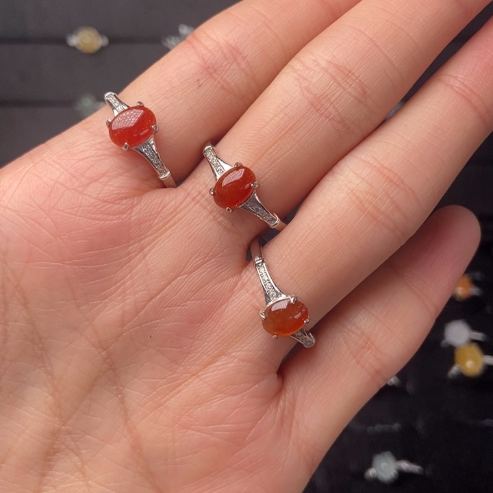 翡翠未镶嵌戒指合金托