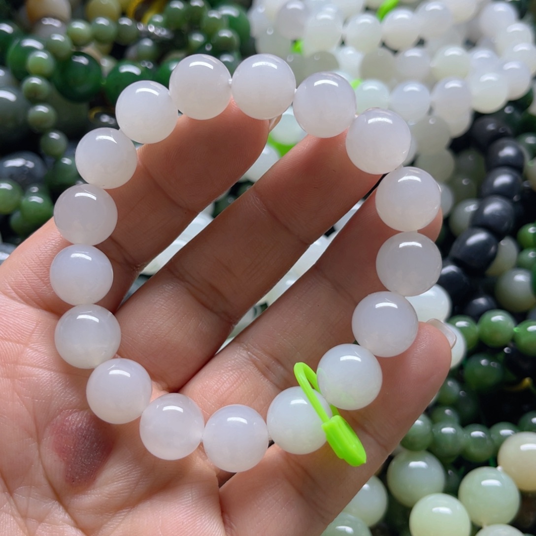 和田玉手链未镶嵌