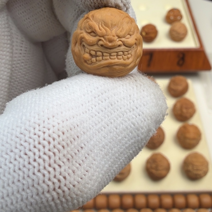 猴头核桃吊坠刀疤烟鬼