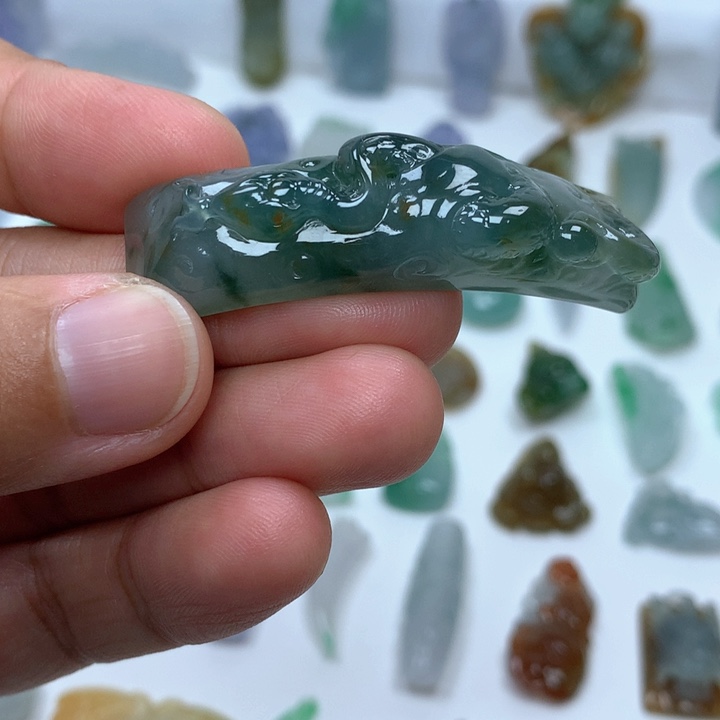 翡翠未镶嵌吊坠(不含链)