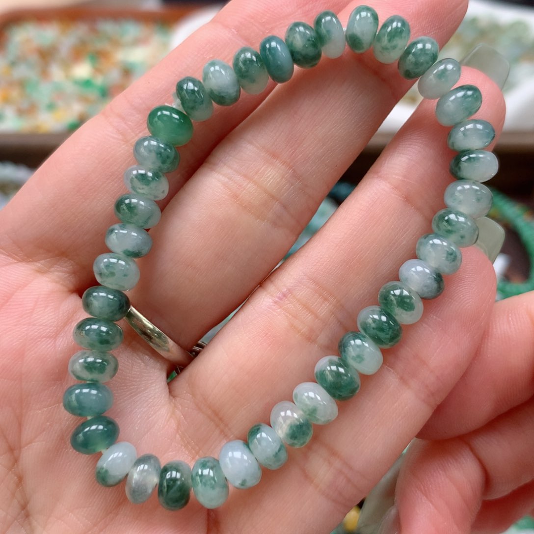 散珠翡翠鼓珠手串