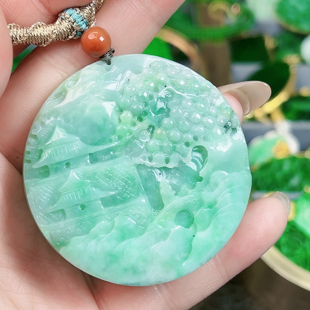 翡翠颈饰未镶嵌吊坠