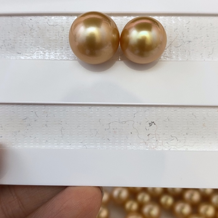 海水珍珠裸珠蒙**?