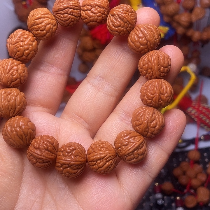 吊坠桃核龙纹桃枭