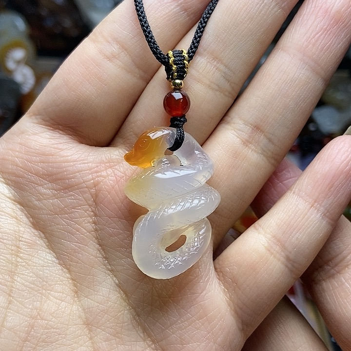 玛瑙/玉髓颈饰未镶嵌