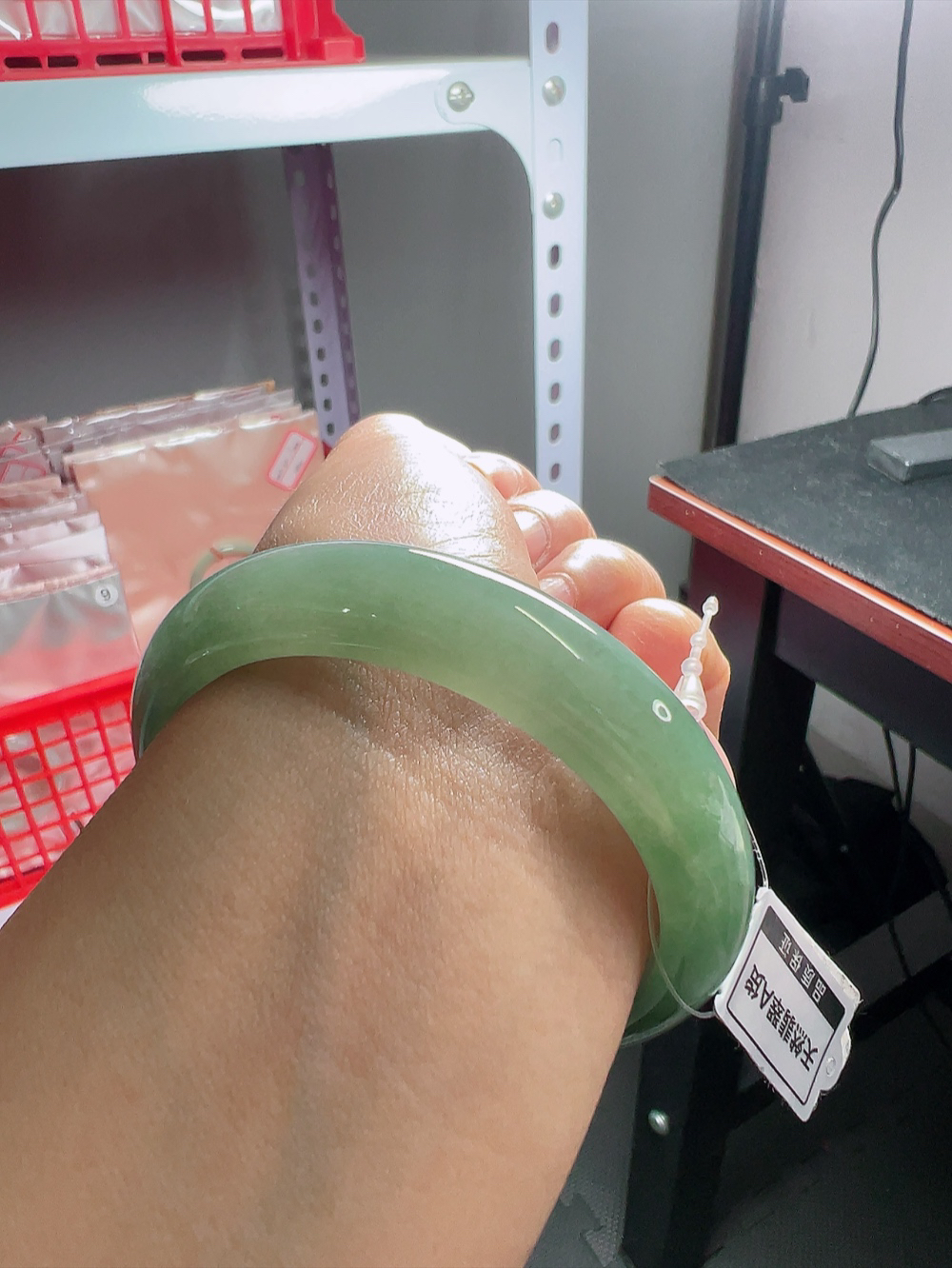 54.1圈天然缅甸翡翠a货飘阳绿冰种镯子翡翠手镯冰透精美女士女款