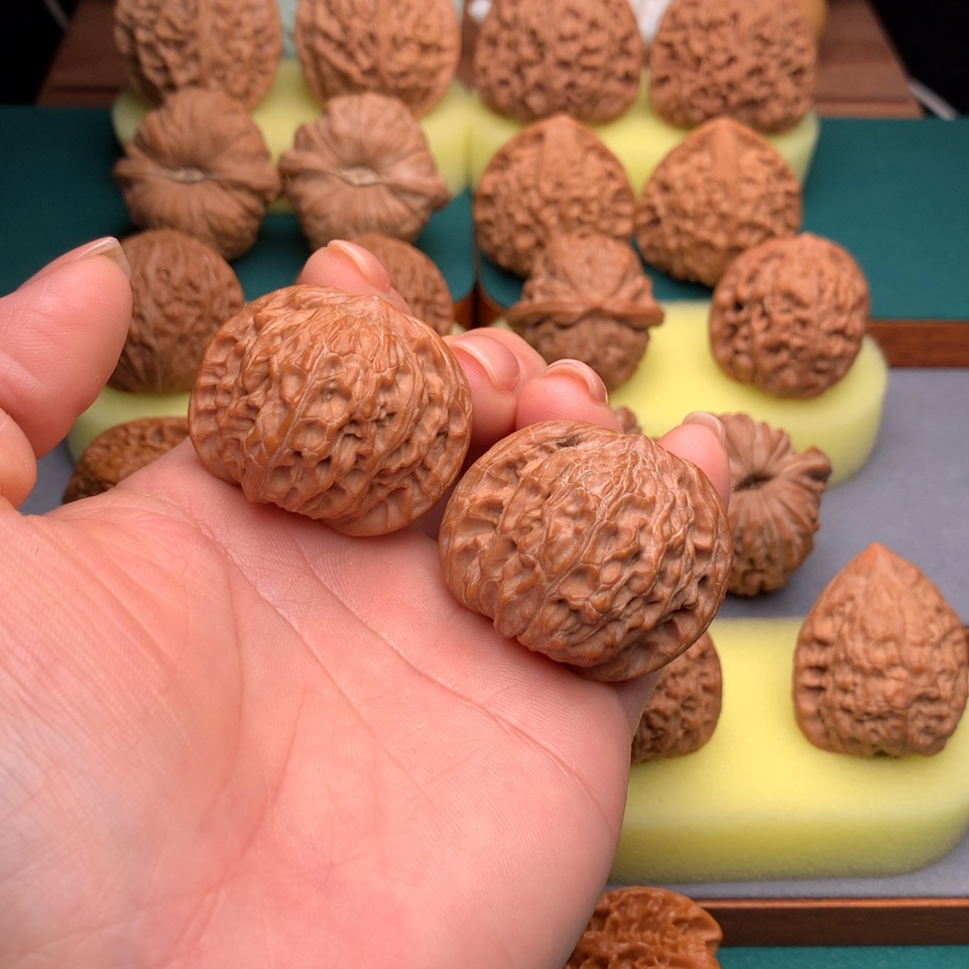 -***贝吊坠文玩核桃全品山地磨盘39