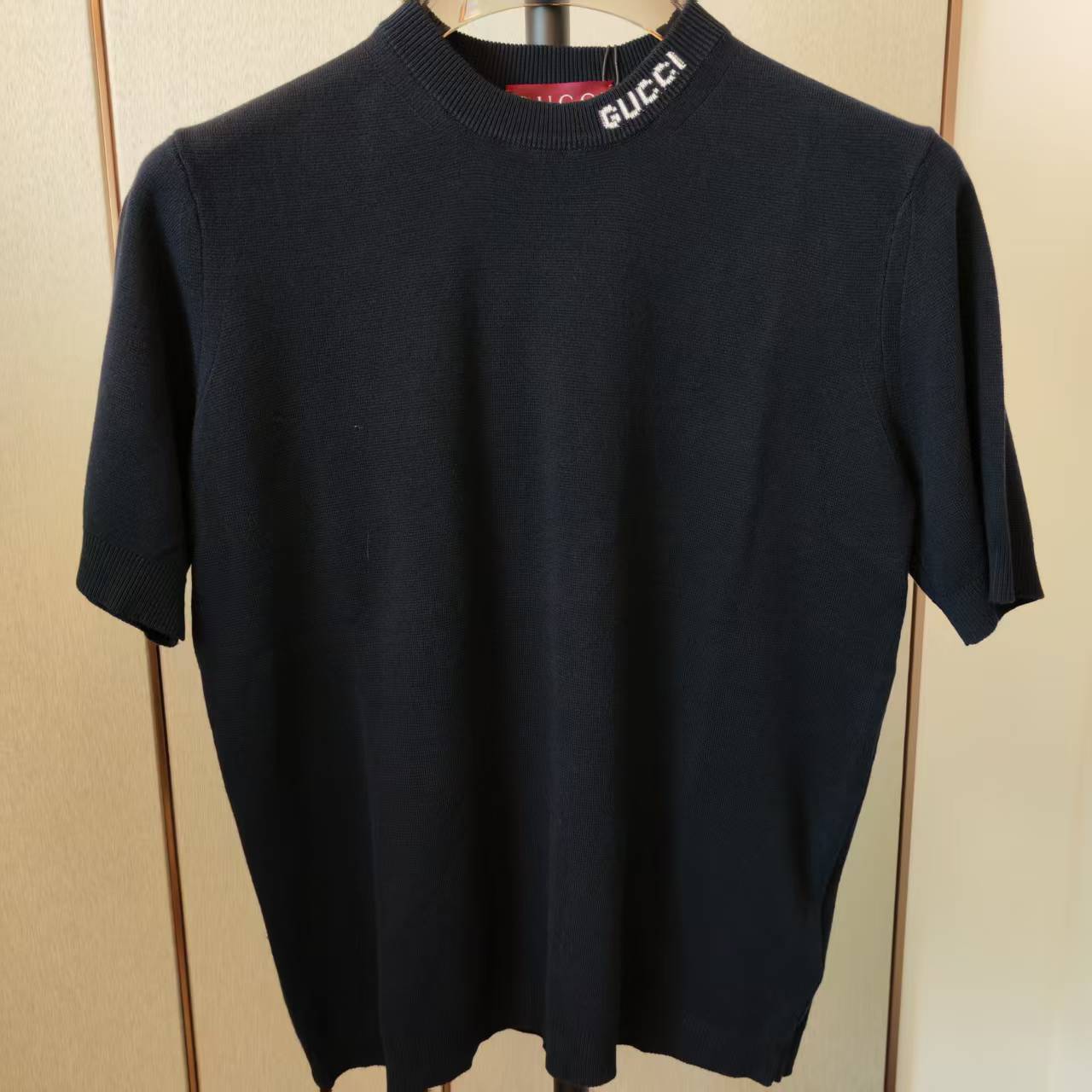 99新 GUCCI/古驰 领口字母T恤  242