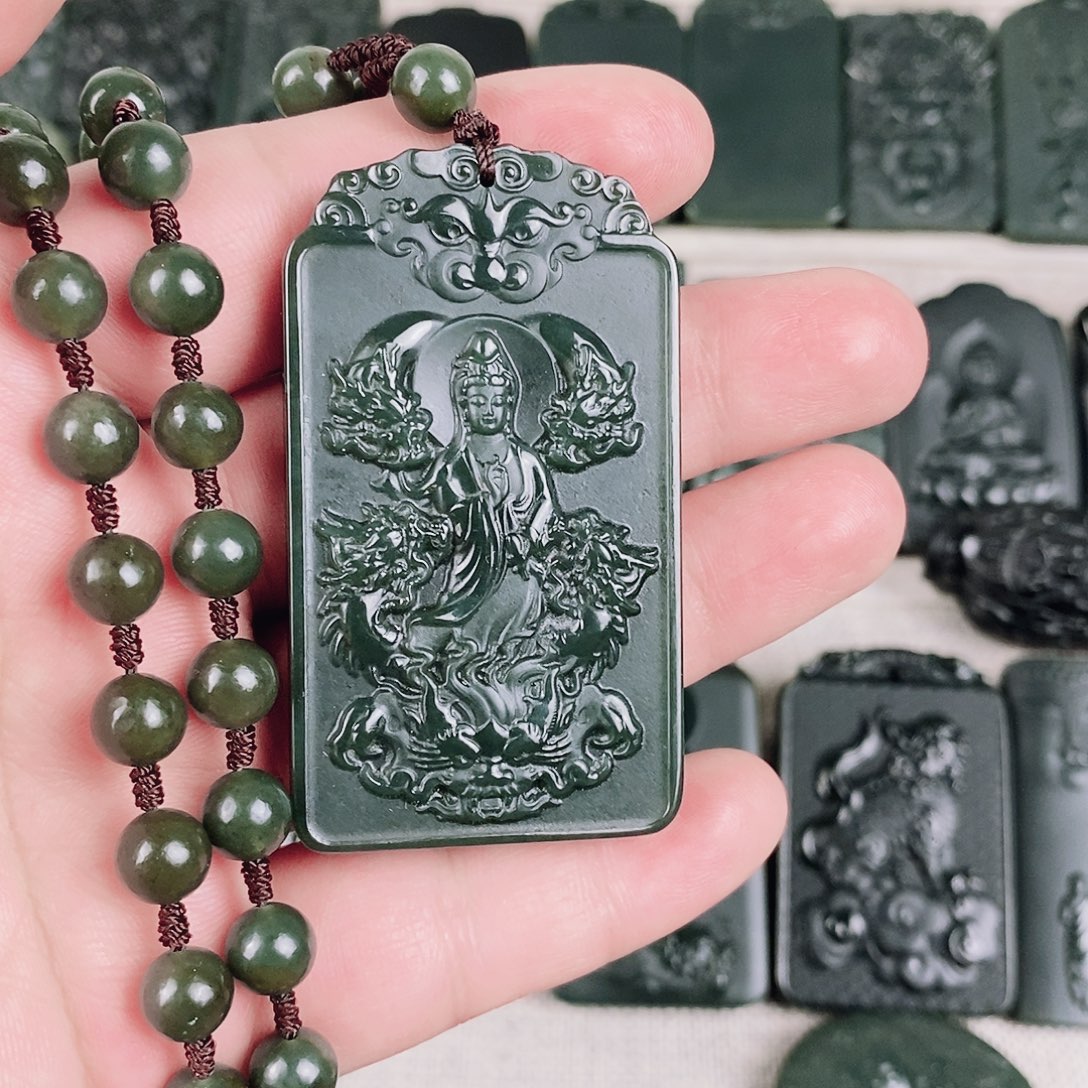 教***头和田玉未镶嵌颈饰