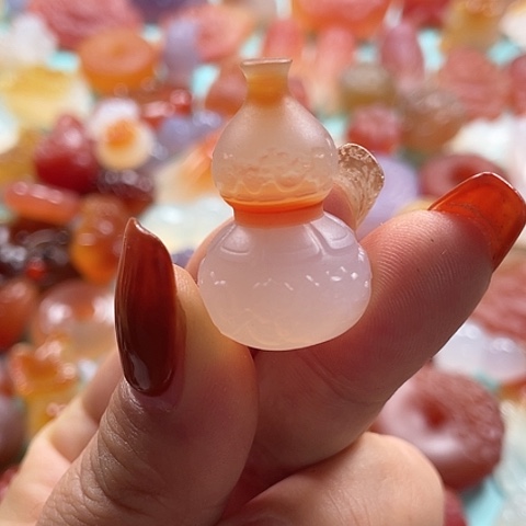 未镶嵌颈饰玛瑙/玉髓青*