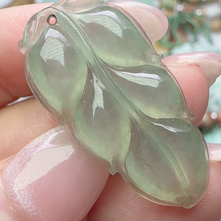 翡翠未镶嵌颈饰天然A货32