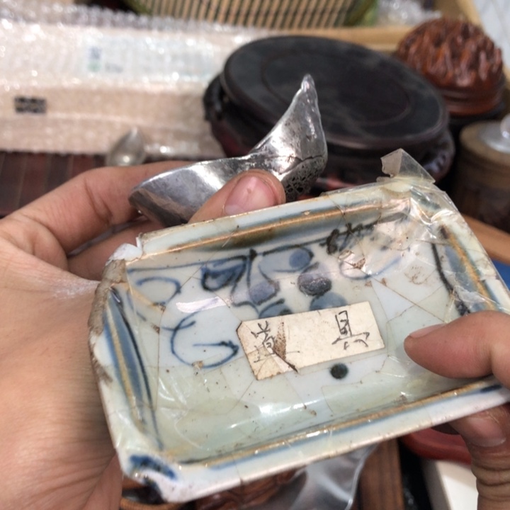 陶瓷孤品单件车里拍