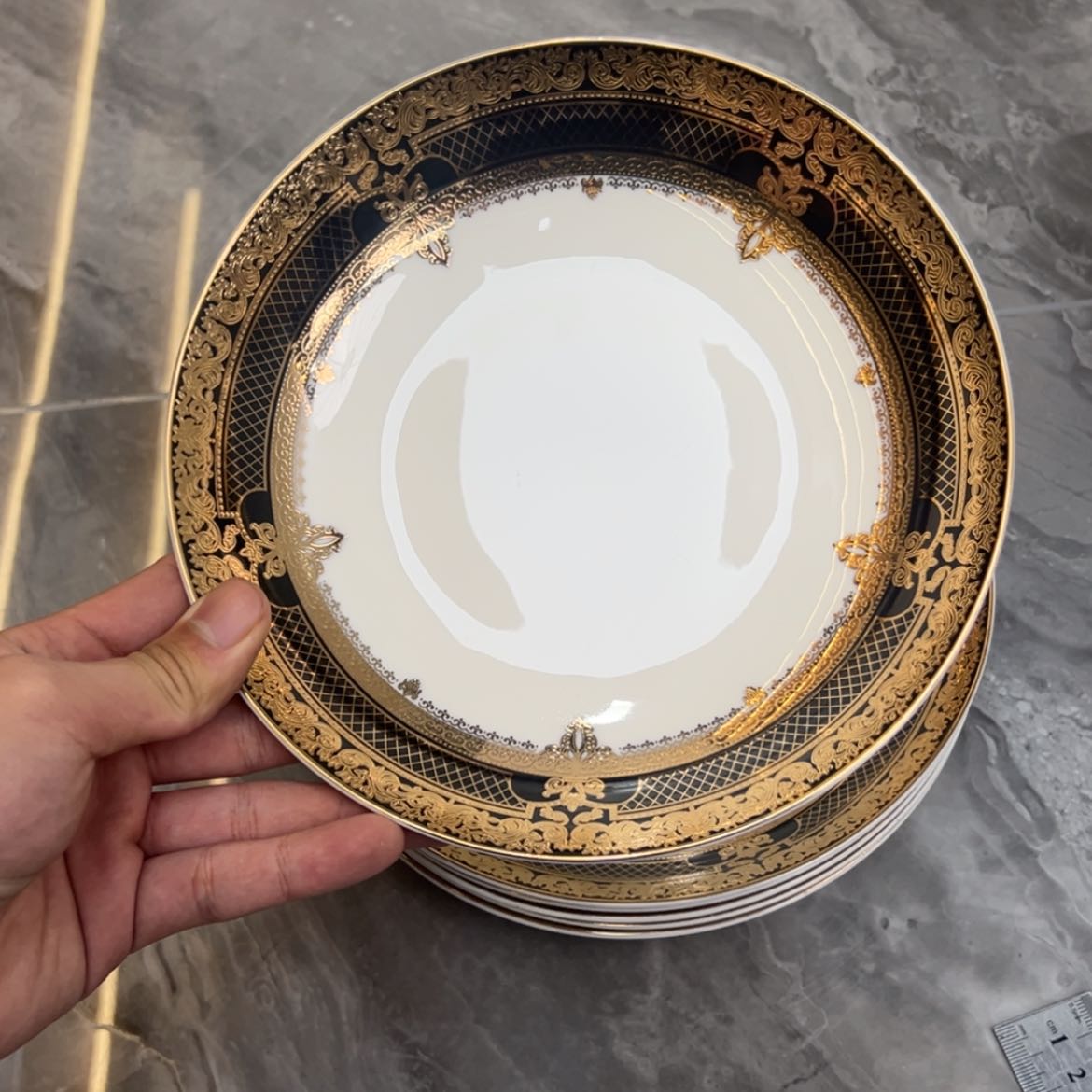 【闪购商品】瓷片8寸深菜盘两个一单微瑕