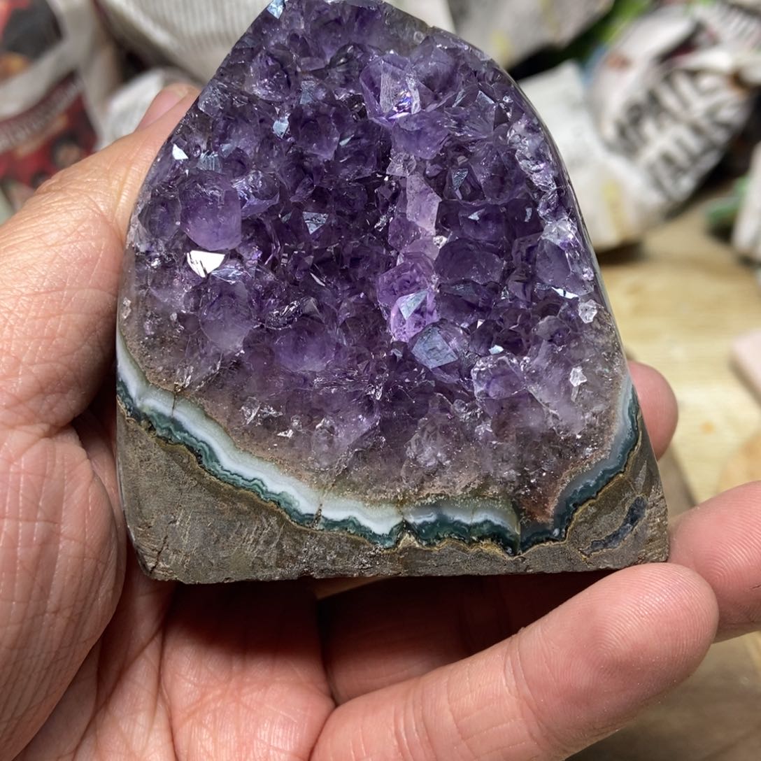 紫晶天然水晶摆件未镶嵌