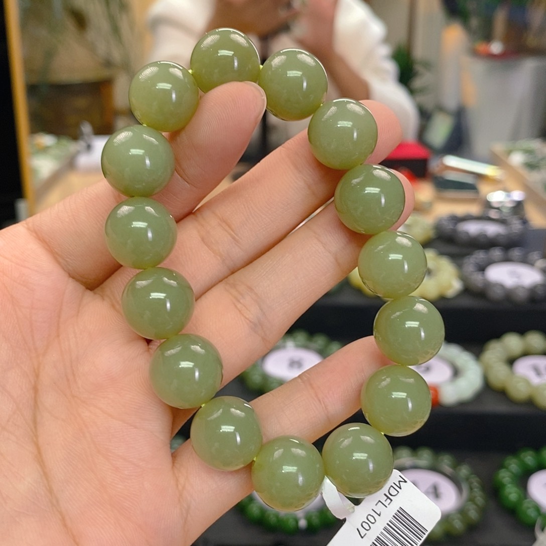 未镶嵌手串和田玉