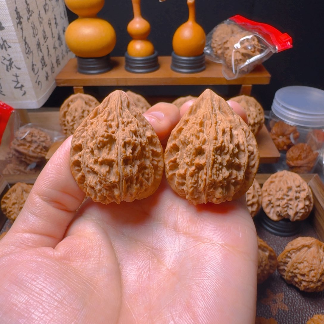 文玩核桃把件流星雨
