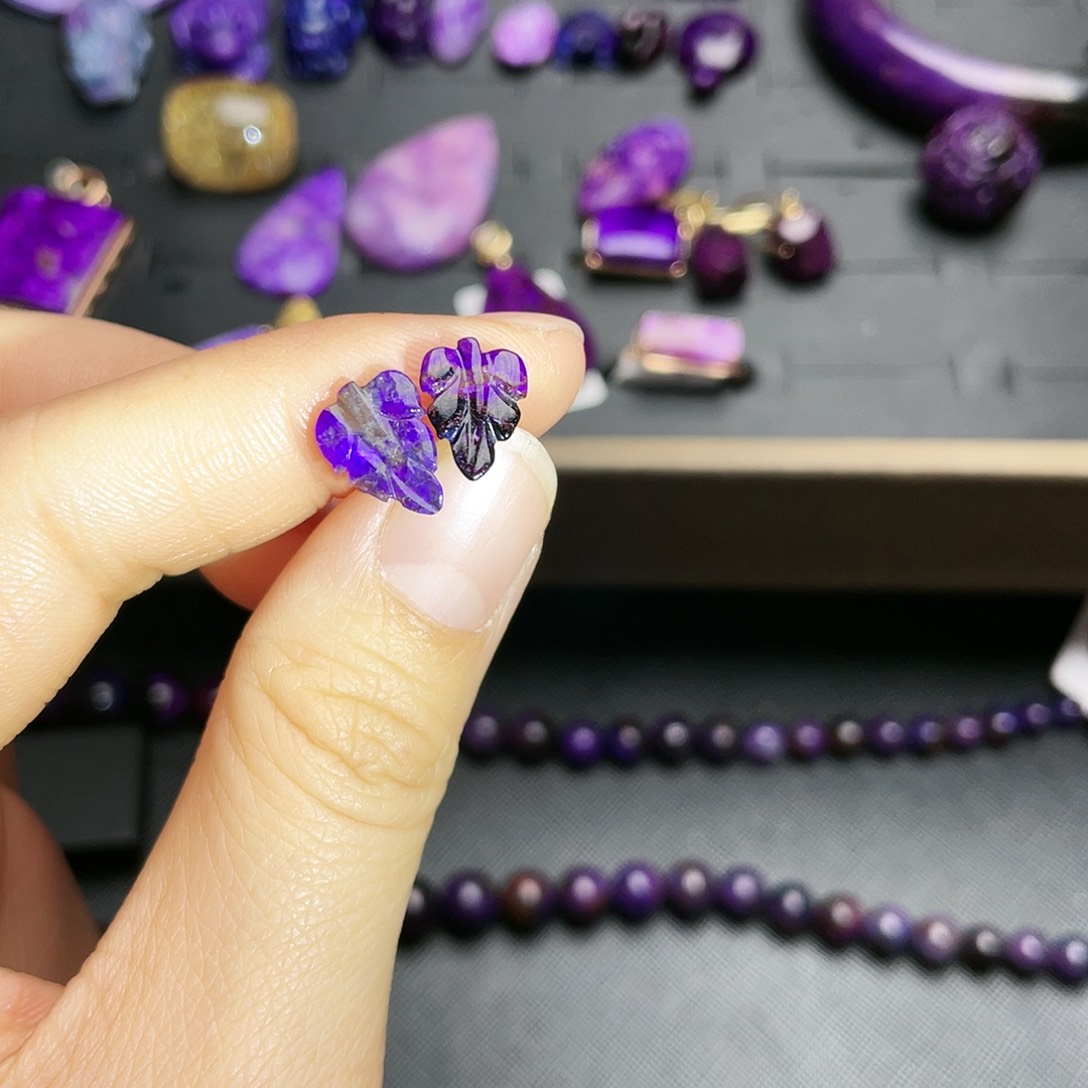 苏纪石（舒俱来）耳钉银S925镶嵌