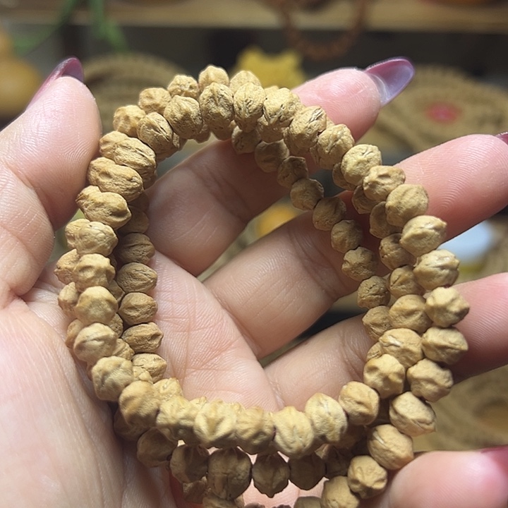 吊坠柏香籽/百香籽媚眼1