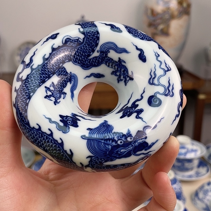 景德镇手绘青花盖置