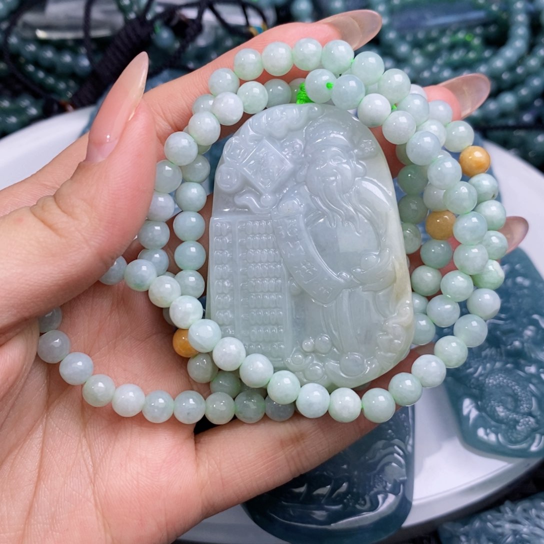 【闪购商品】翡翠颈饰未镶嵌111111111