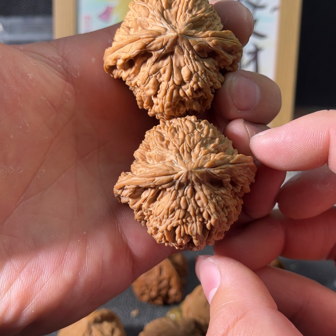 文玩核桃把件唯***心满天星