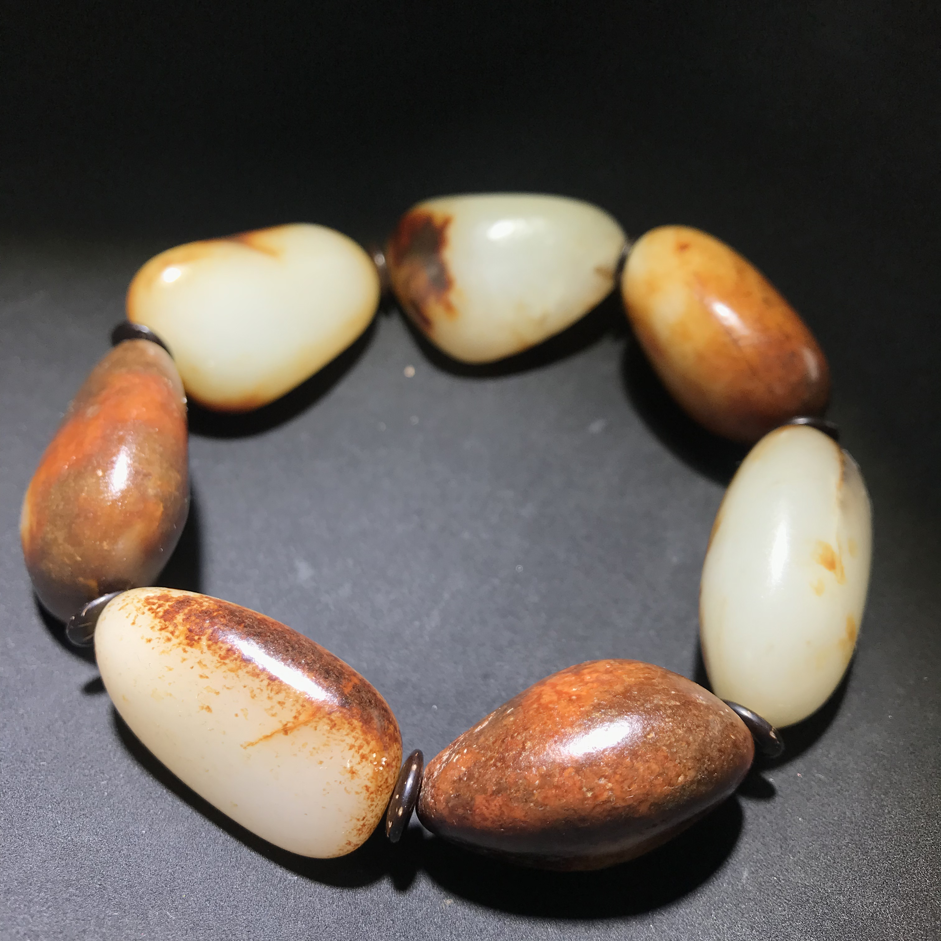123克和田玉原石手串