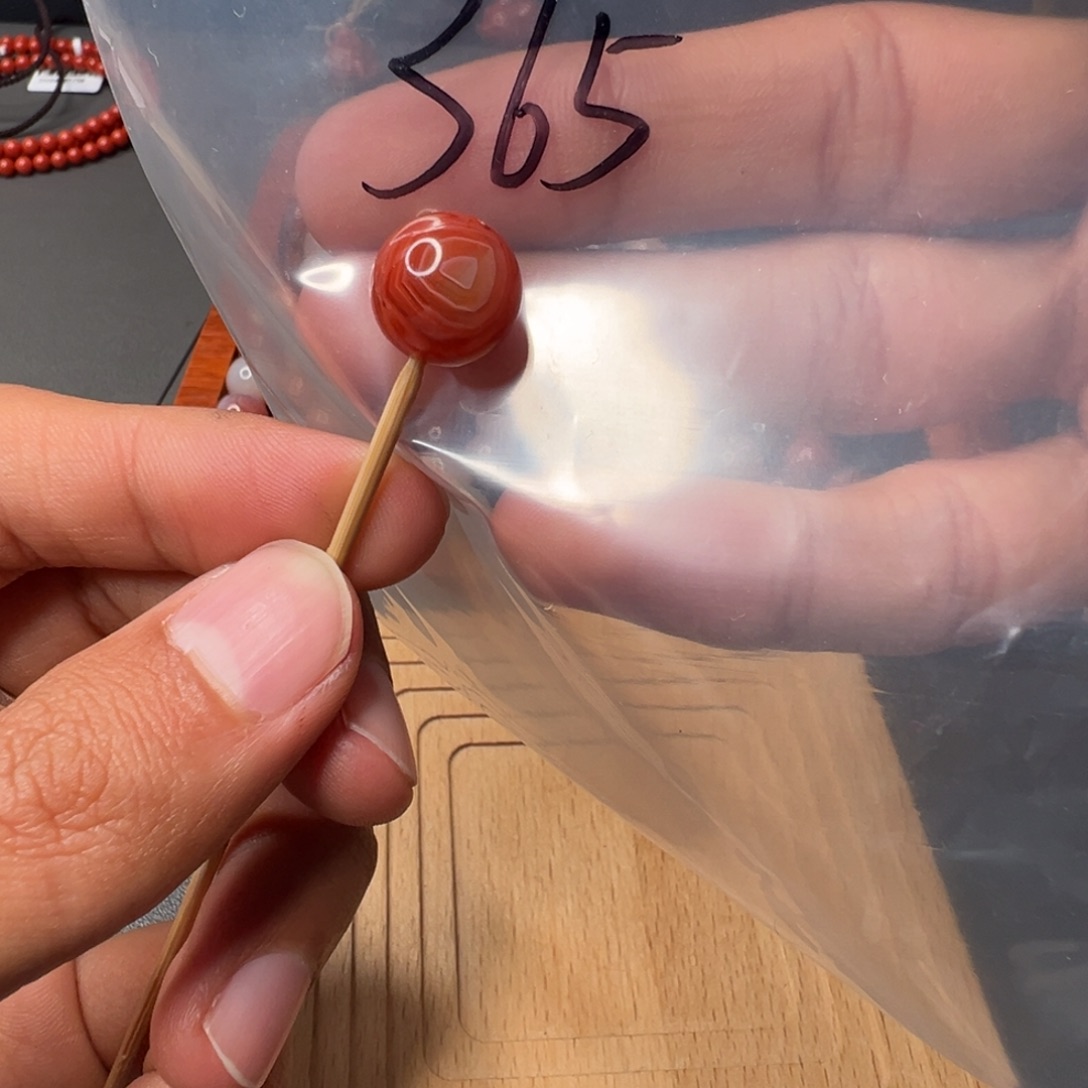 南红玛瑙未镶嵌365号南红单珠12+