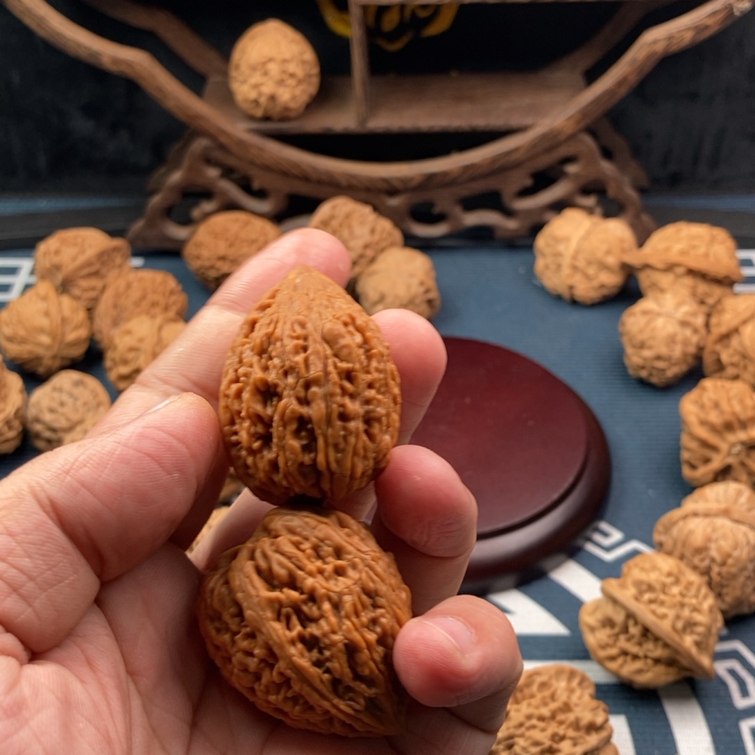 文玩核桃把件2**141高蟒皮鸭嘴兽