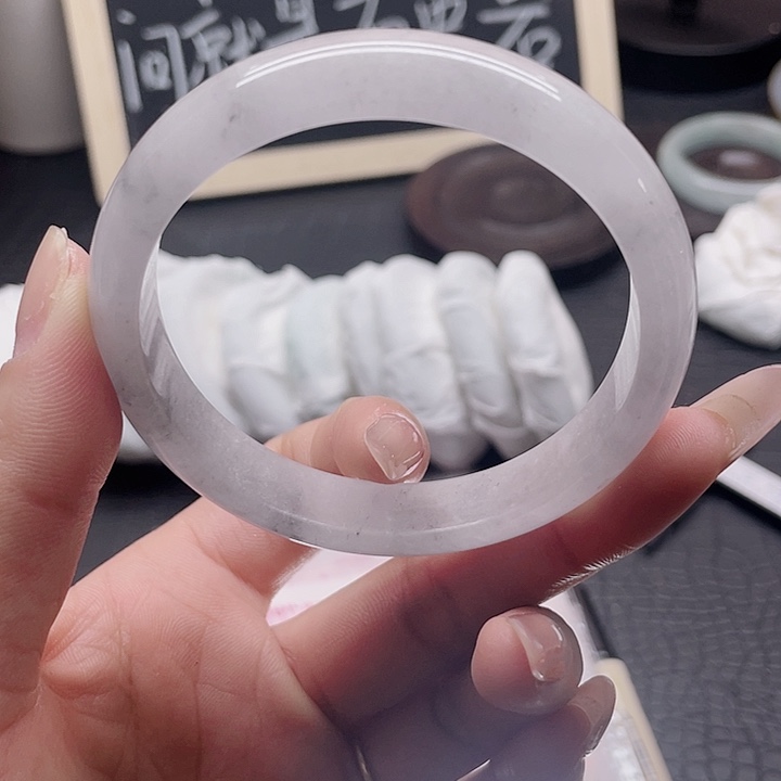 石英岩玉未镶嵌手镯25