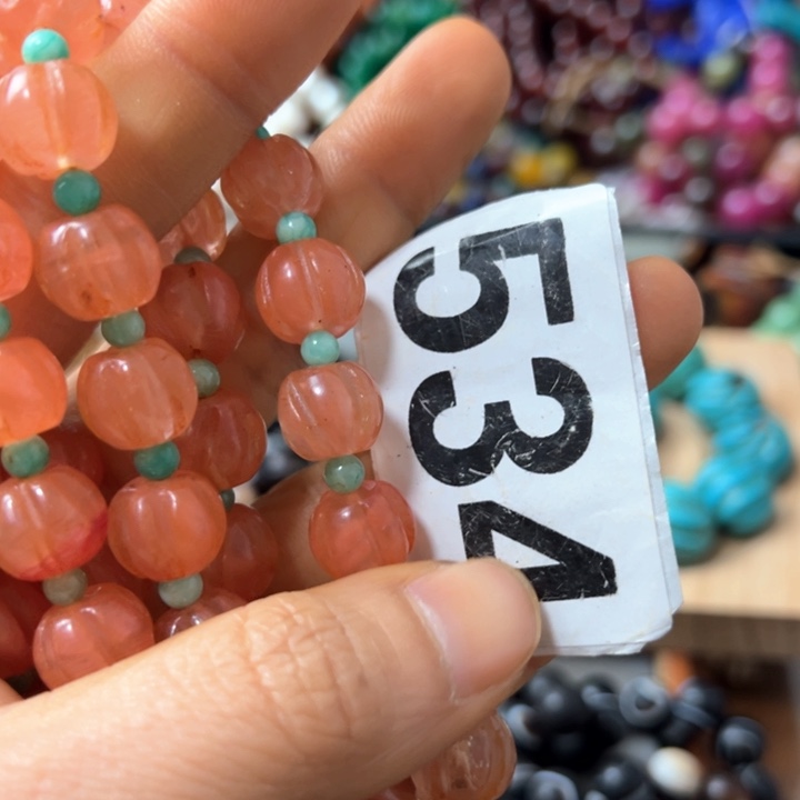 玛瑙/玉髓颈饰未镶嵌?****