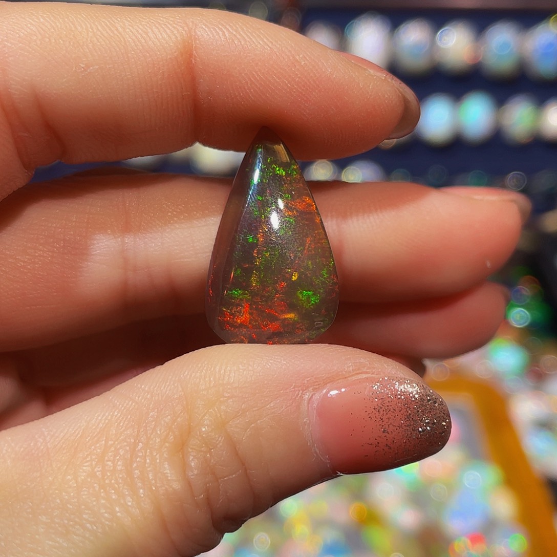 欧泊欧泊裸石未镶嵌赢****赢