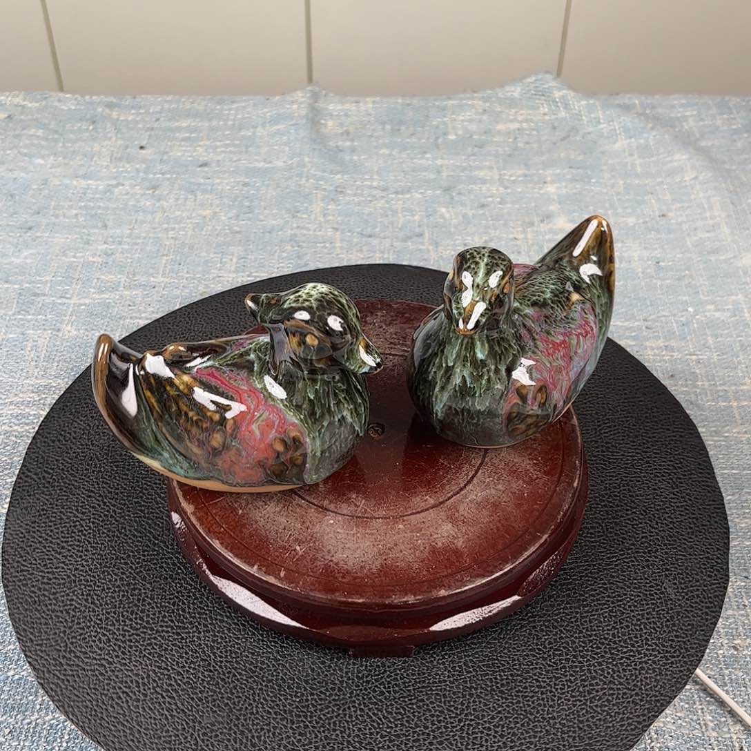 瓷片鸳鸯摆件工艺品