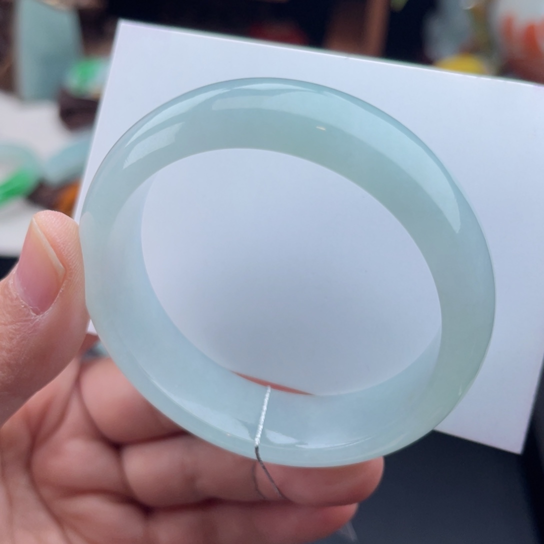 未镶嵌手镯翡翠种老肉细