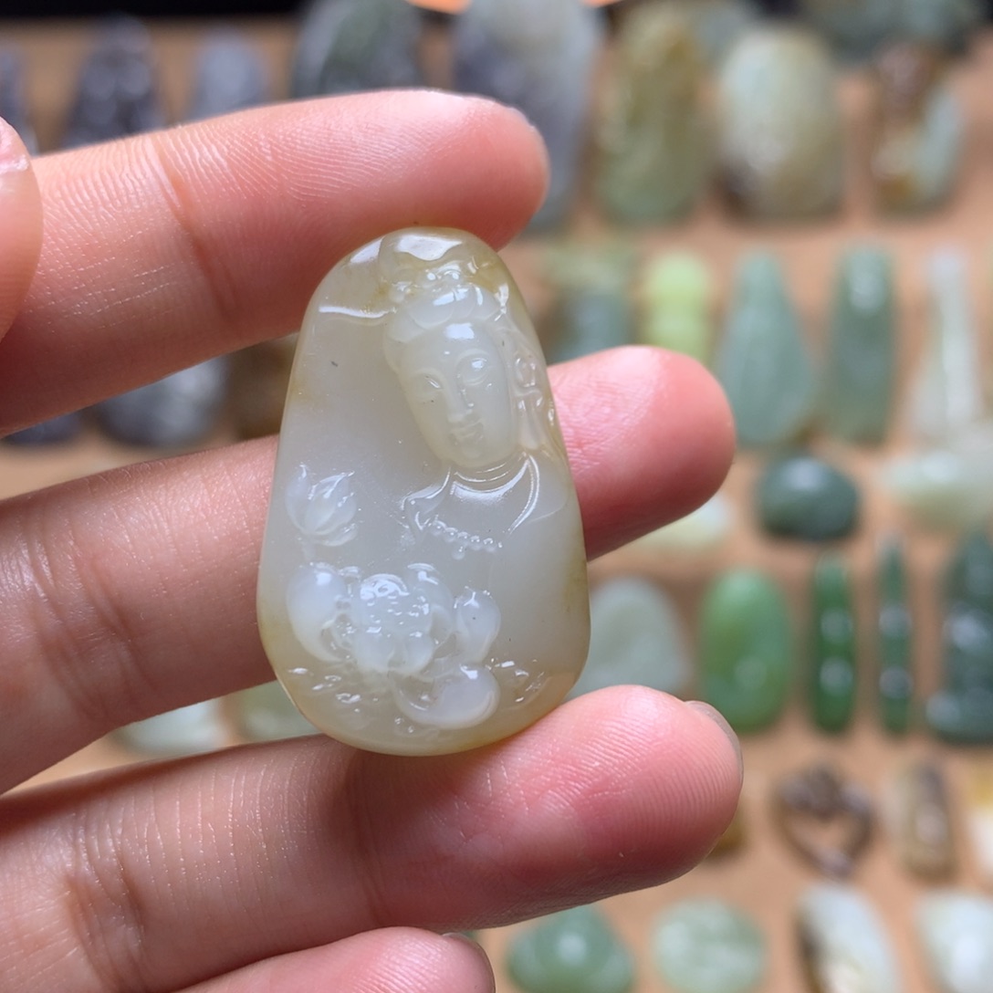 和田玉挂件未镶嵌