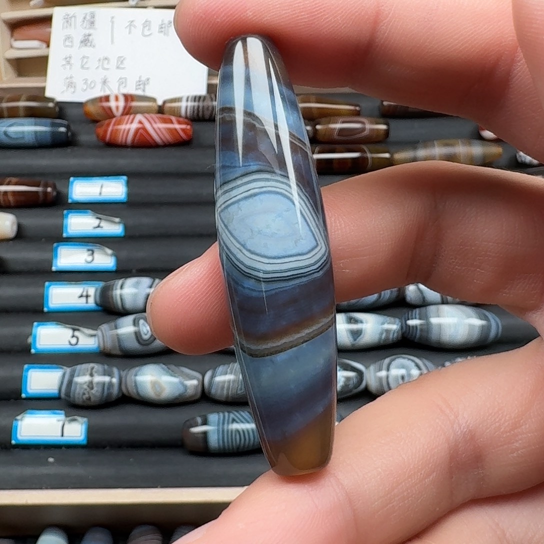 灰***吹玛瑙/玉髓未镶嵌颈饰