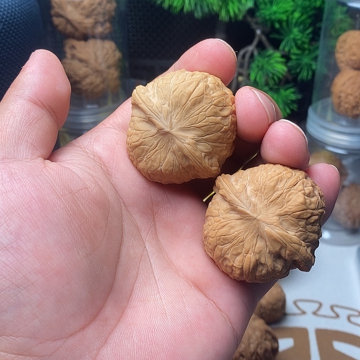 ****轻文玩核桃吊坠南瓜