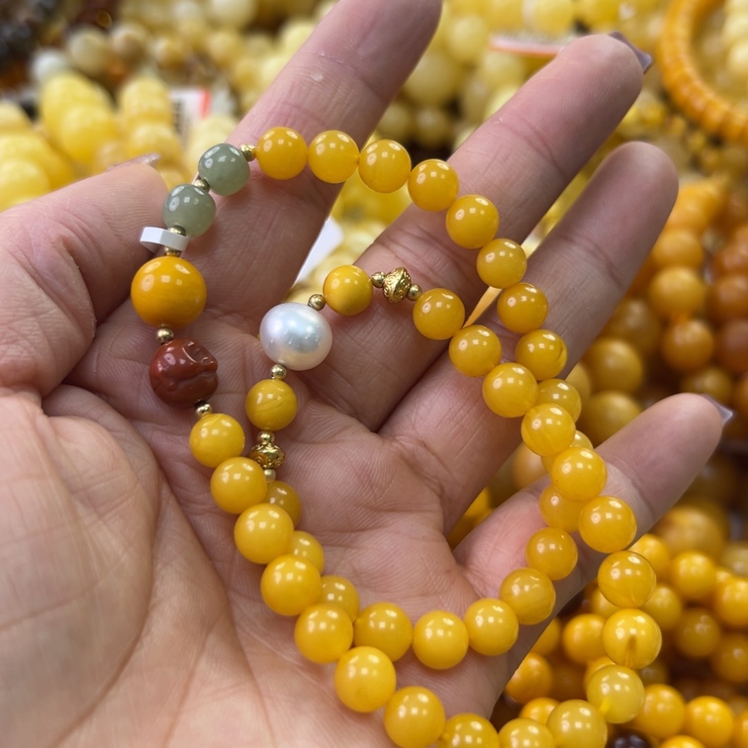 琥珀珠宝奇石未镶嵌