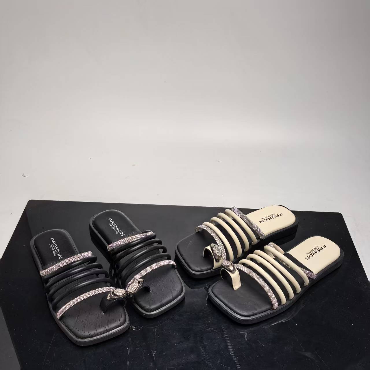 新款上新时尚拖鞋百搭夏季凉鞋潮流女鞋 125