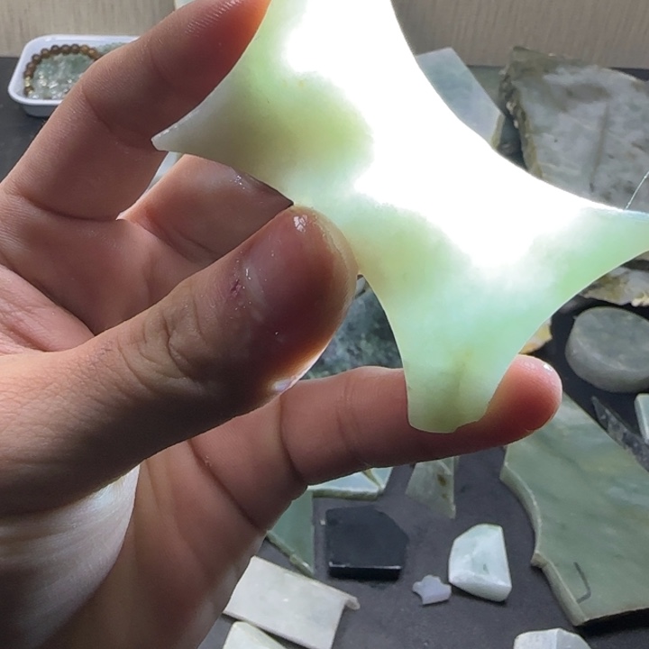 翡翠未镶嵌颈饰纯天然缅甸翡翠